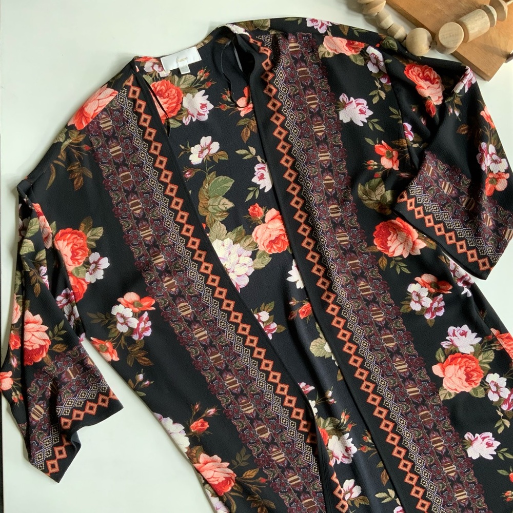 Braeve Kimono